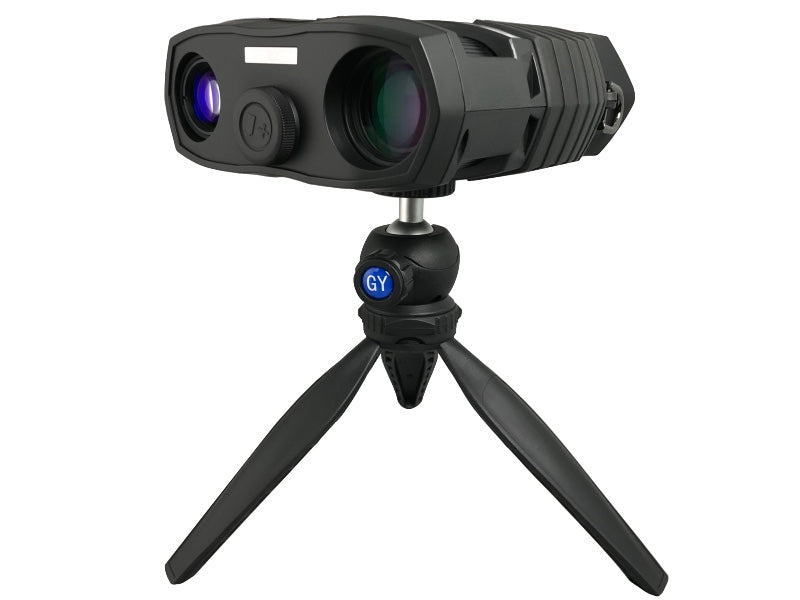 Includes a tripod but works with any standard tripod.